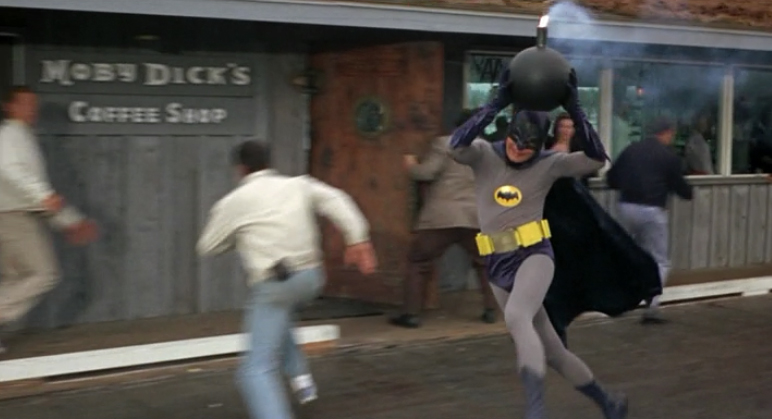batman-bomb.jpg?token=jI5VnMFs6rkoQJEFws