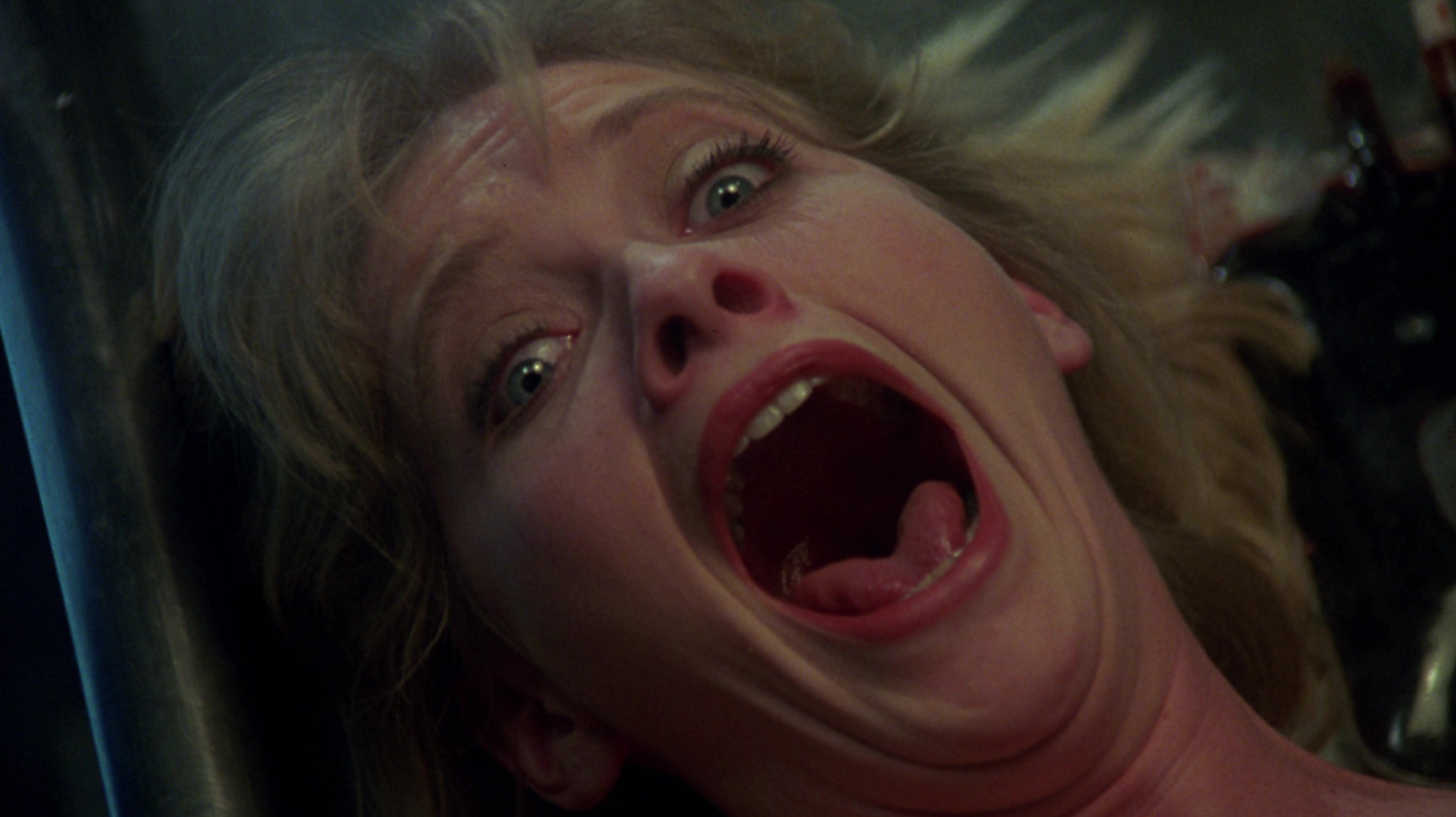 Horror Actressing: Barbara Crampton in "Re-Animator" .
