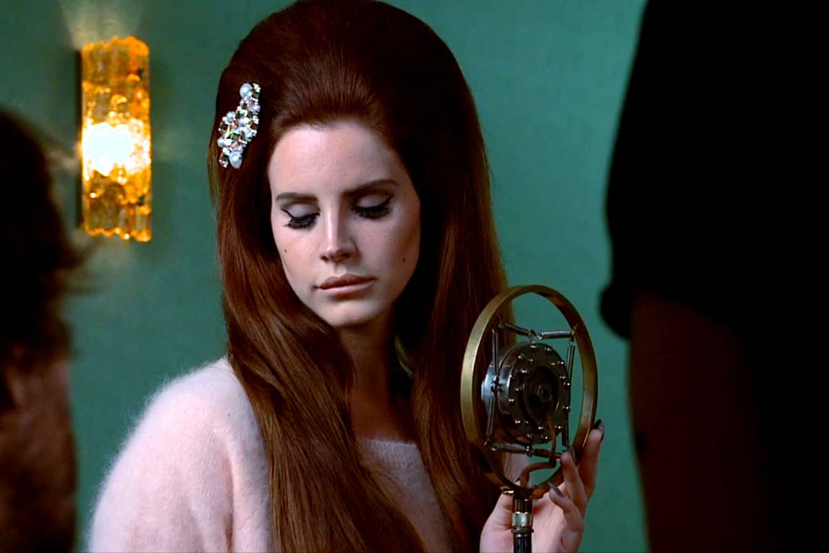 lana_del_rey_blue_velvet_HM_full.jpeg?to