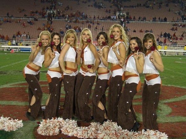 texas_longhorns_cheerleaders-4.jpg.